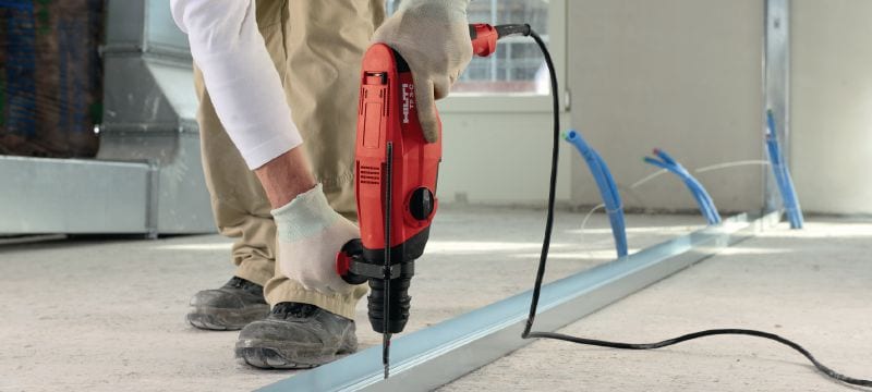 TE-C (SDS Plus) Hammerbohrer metrisch Premium SDS Plus (TE-C) Hammerbohrer mit zweigängiger Wendel zum Bohren von Dübellöchern in Beton Anwendungen 1