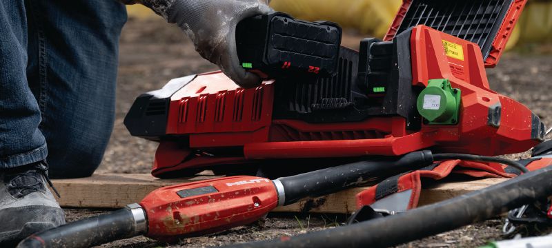 Vibratore per calcestruzzo zaino NCV 10-22 Zaino per vibratore da calcestruzzo a batteria con motore brushless per la compattazione di pareti, lastre e fondazioni (piattaforma a batteria Nuron) Applicazioni 1