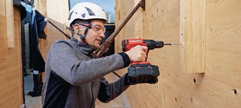 Vite per strutture in legno S-WCF-Z, testa svasata con filettatura totale Vite per legno a testa svasata e filettatura totale per una maggiore capacità portante nel legno strutturale e per una finitura gradevole Applicazioni 1