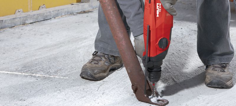 Bohrhammer TE 3-M Leistungsstarker SDS Plus (TE-C) Bohrhammer mit drei Funktionen, Pistolengriff und Feinmeissel für verschiedene Anwendungen Anwendungen 1