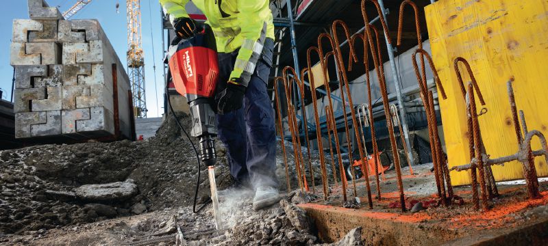 Meisselhammer für Beton TE 1000-AVR Vielseitiger Meisselhammer zum Aufbrechen oder Meisseln von Böden und gelegentlich von Wänden (mit Universal-Netzkabel) Anwendungen 1