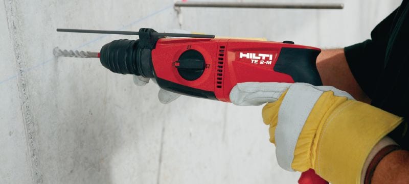 Bohrhammer TE 2-M Kompakter SDS Plus (TE-C) Bohrhammer mit drei Funktionen – für Hammerbohren und Bohren ohne Schlag Anwendungen 1