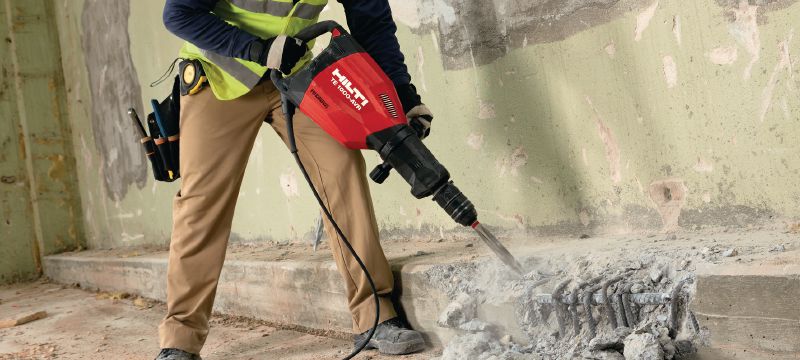 Demolitore per calcestruzzo TE 1000-AVR Demolitore versatile per la demolizione o scalpellatura di pavimenti e applicazioni occasionali di pareti (con cavo universale) Applicazioni 1