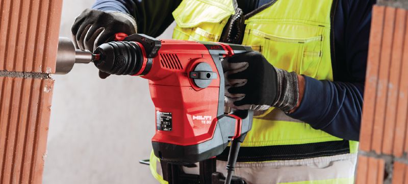 Bohrhammer TE 30-AVR Leistungsstarker Bohrhammer SDS Plus (TE-C) für schwere Bohrarbeiten und Korrekturmeisseln in Beton, mit Aktiver Vibrationsreduktion (AVR) Anwendungen 1