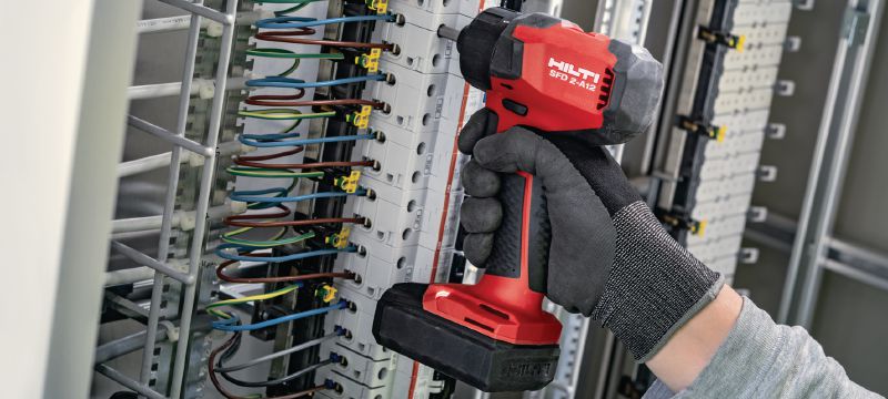 SFD 2-A12 Trapano avvitatore brushless da 1/4 esagonale da 12 V di classe sub-compatta, per chi ha bisogno di compattezza e di un'avvitatura efficiente, proteggendo i materiali Applicazioni 1