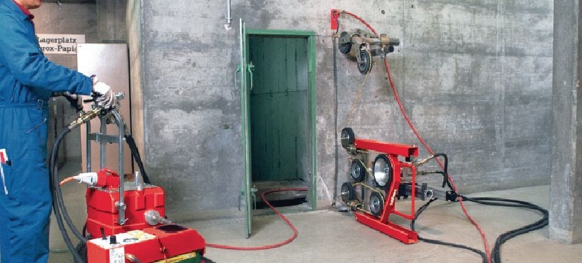 Filo diamantato di alta qualità, brasato a vuoto (VB) - calcestruzzo e acciaio - HP Filo diamantato di alta qualità per tagli ad alte prestazioni nel cemento armato e acciaio puro (tagliamuri da 15-30 kW) Applicazioni 1