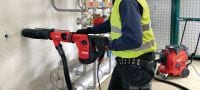 Sistema per la rimozione della polvere TE DRS-Y Sistema per la rimozione della polvere per la foratura e scalpellatura del calcestruzzo utilizzando perforatori SDS Max (TE-Y) Hilti Applicazioni 3