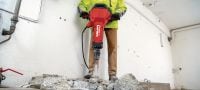 Elektrischer Presslufthammer TE 3000-AVR für schwere Arbeiten Aussergewöhnlich leistungsstarker Abbruchhammer für schwere Beton-Abbrucharbeiten, zum Trennen von Asphalt, für Erdarbeiten und zum Setzen von Erdleitern Anwendungen 5