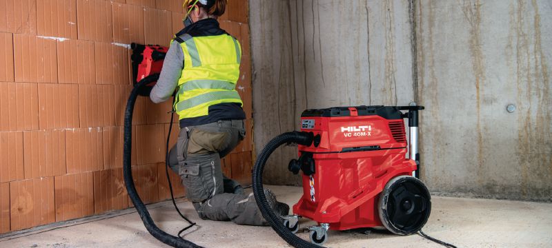 Aspirapolvere classe M VC 40M-X Potente aspirapolvere con ampio contenitore e barra di spinta per il collegamento con elettroutensili e la pulizia del cantiene (detriti secchi ed umidi), serbatoio da 30 litri Applicazioni 1
